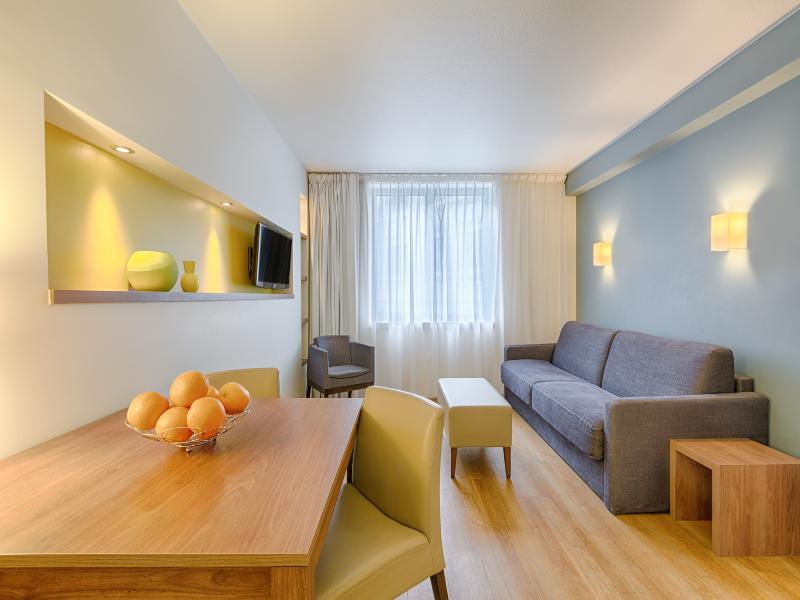 Citadines Place d'Italie Paris image