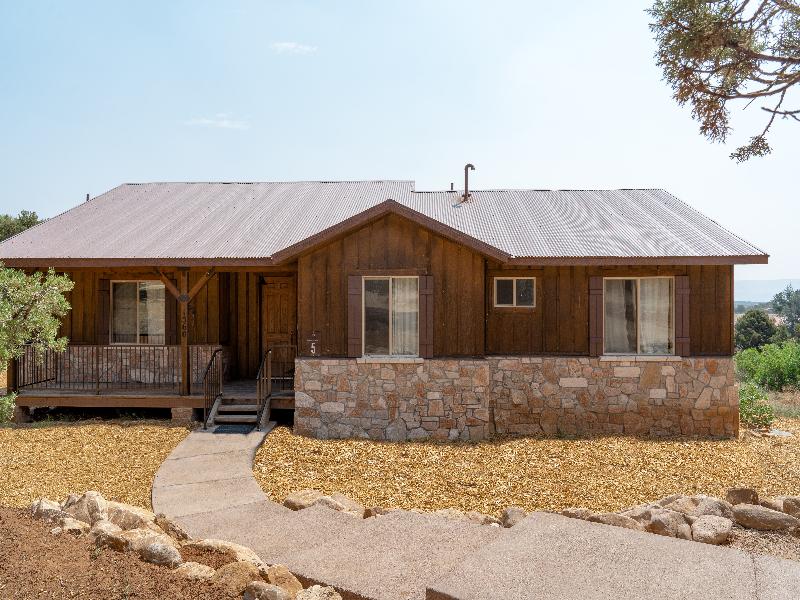 Zion Mountain Ranch image