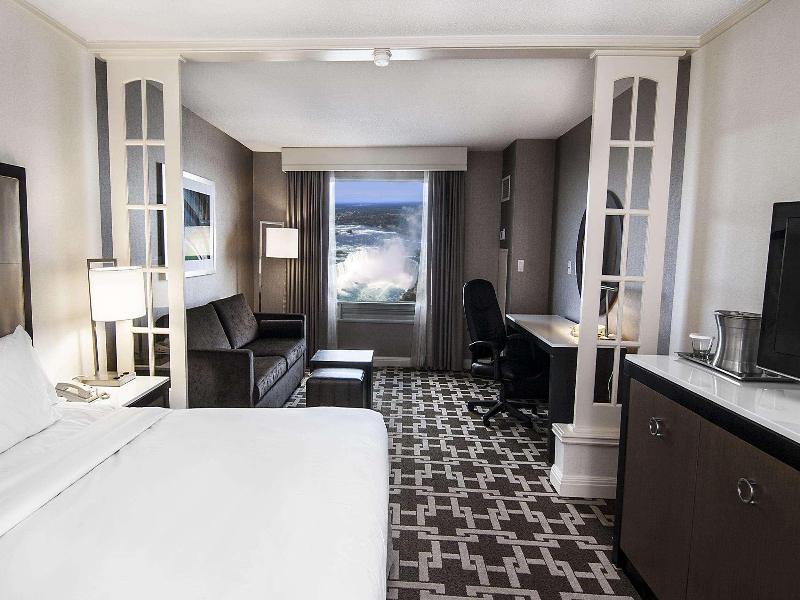 Hilton Niagara Falls Fallsview Hotel and Suites image