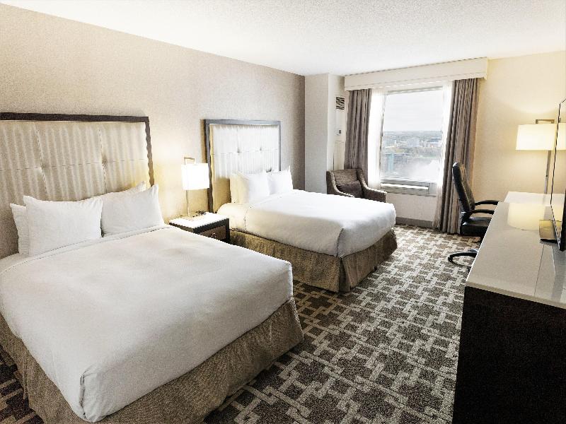 Hilton Niagara Falls Fallsview Hotel and Suites image