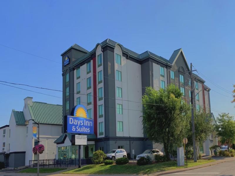 Days Inn Suites by Wyndham By the Falls image