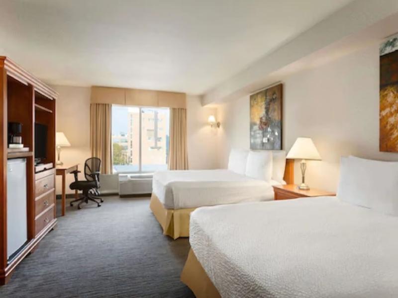 Days Inn Suites by Wyndham By the Falls image