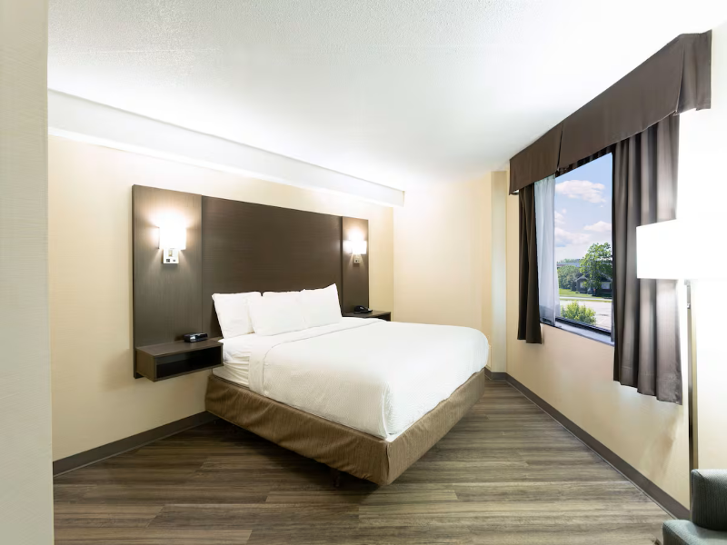Days Inn by Wyndham Fallsview image