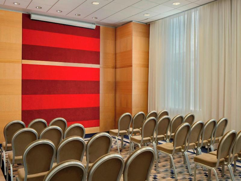 Sheraton Brussels Airport image