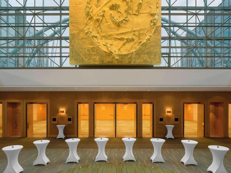 Sheraton Brussels Airport image