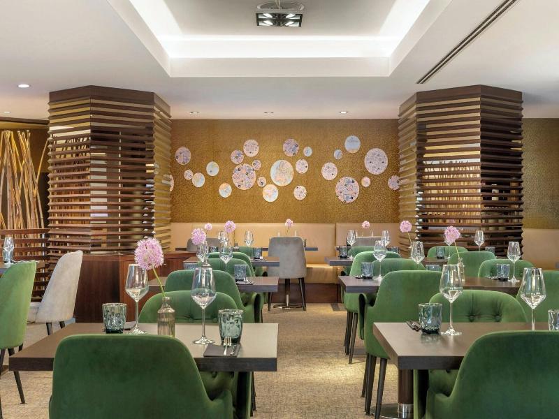 Sheraton Brussels Airport image