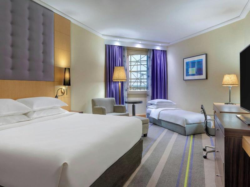 Sheraton Brussels Airport image