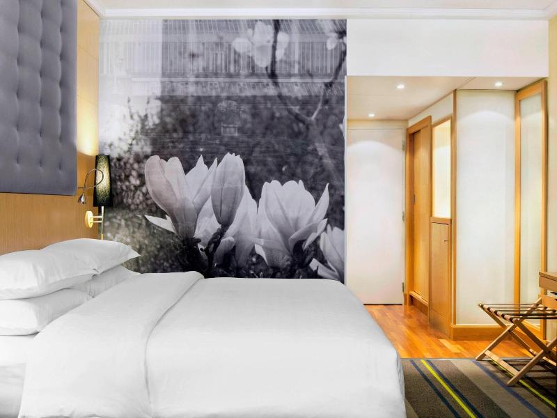 Sheraton Brussels Airport image
