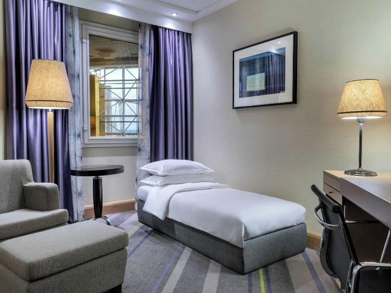 Sheraton Brussels Airport image