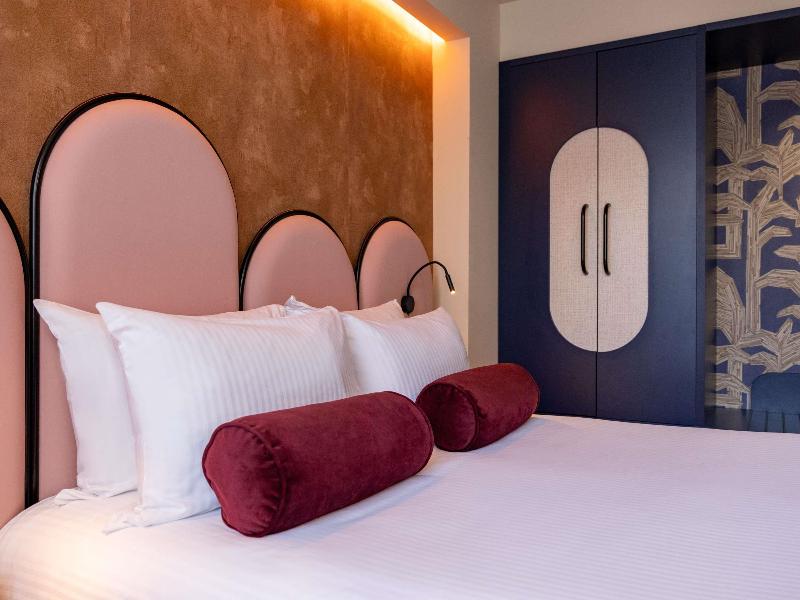 Hotel des Colonies Brussels by Mercure image