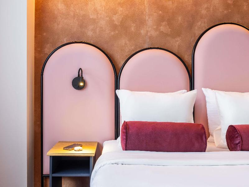 Hotel des Colonies Brussels by Mercure image