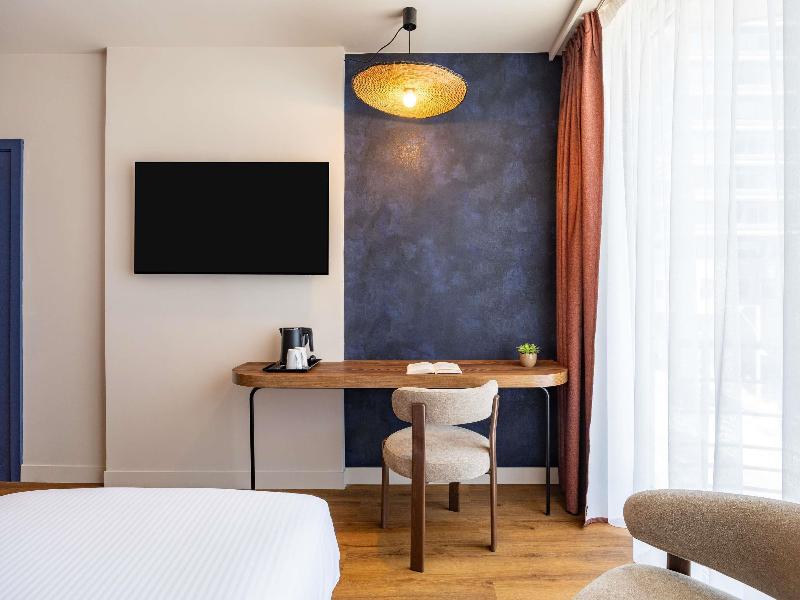 Hotel des Colonies Brussels by Mercure image