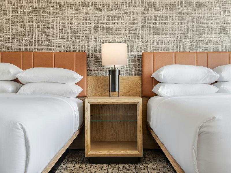 Sheraton Charlotte Hotel image