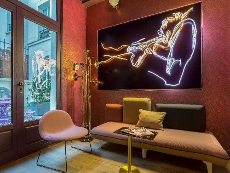 Idol Hotel image