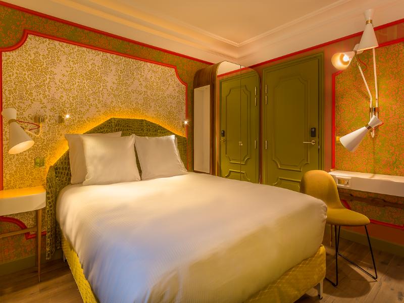 Idol Hotel image