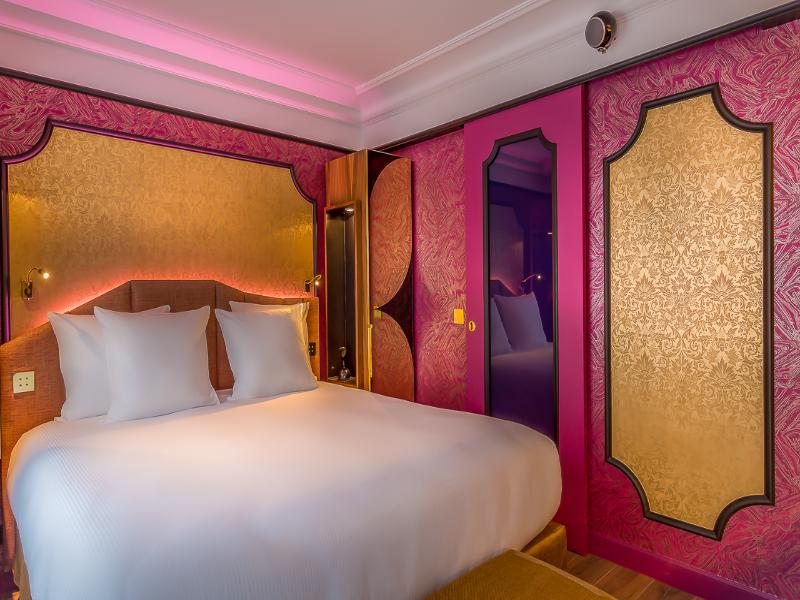 Idol Hotel image