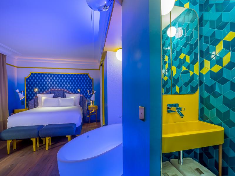 Idol Hotel image