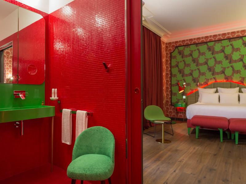 Idol Hotel image