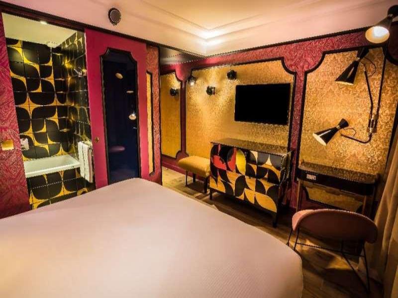 Idol Hotel image