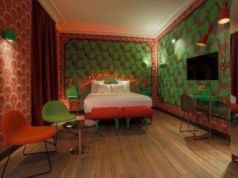 Idol Hotel image