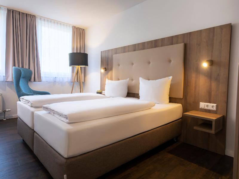 Achat Hotel Stuttgart Zuffenhausen image