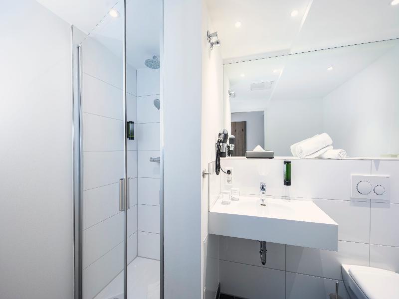 Achat Hotel Stuttgart Zuffenhausen image