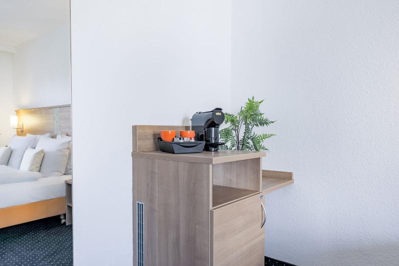 acora Düsseldorf Living the City image