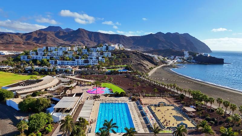 Playitas Aparthotel image