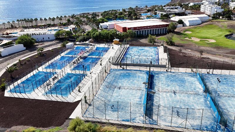 Playitas Aparthotel image 9
