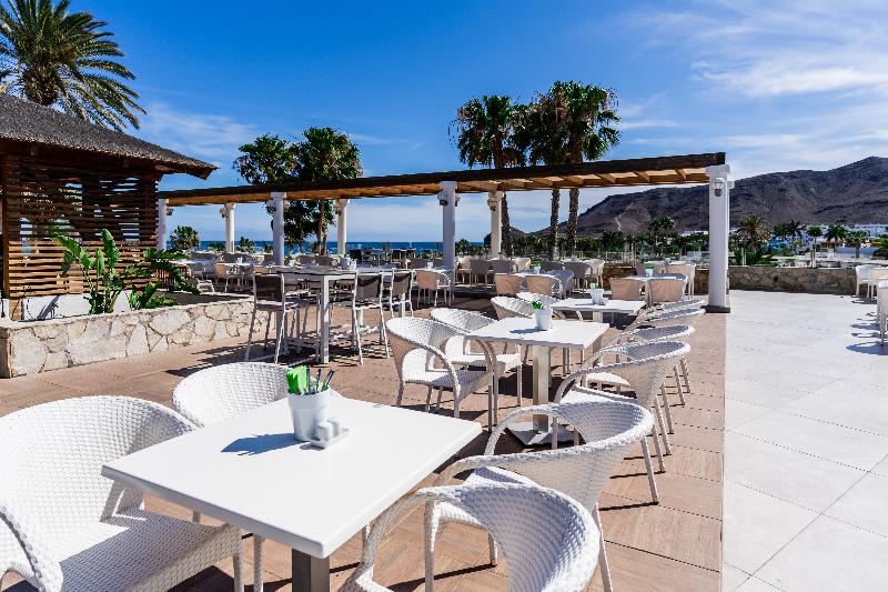 Playitas Aparthotel image