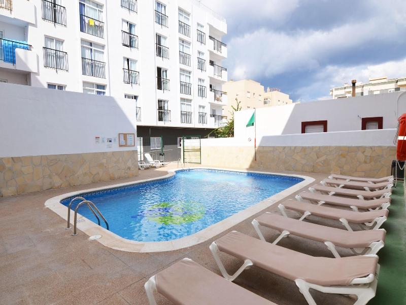 Apartamentos Formentera image