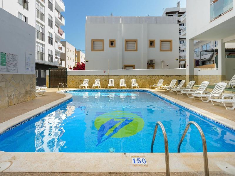 Apartamentos Formentera image