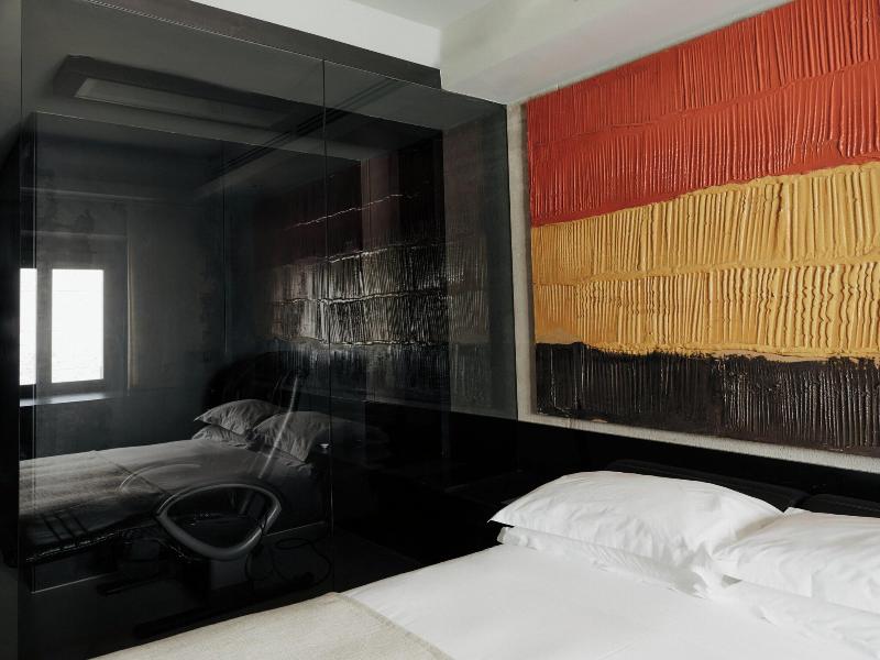 Strafhotel a member of Design Hotels image