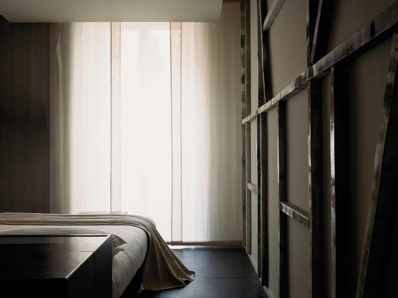 Strafhotel a member of Design Hotels image