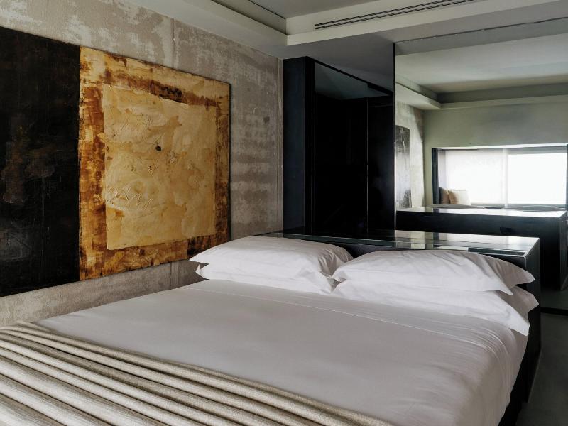 Strafhotel a member of Design Hotels image