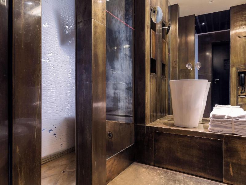Strafhotel a member of Design Hotels image