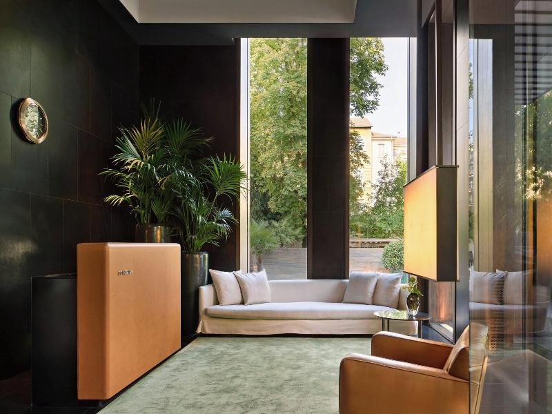 Bulgari Milan image