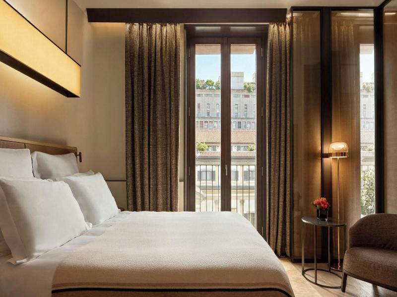 Bulgari Milan image