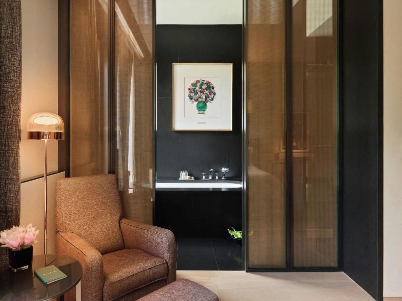Bulgari Milan image