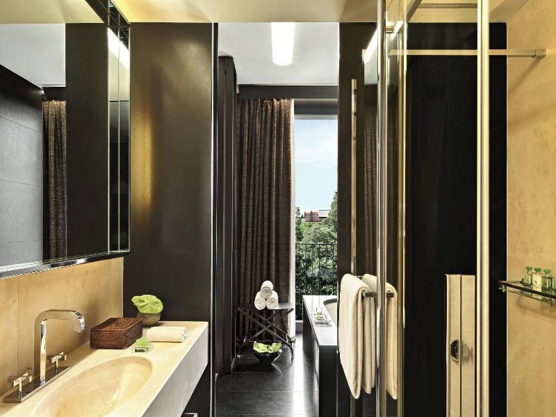 Bulgari Milan image