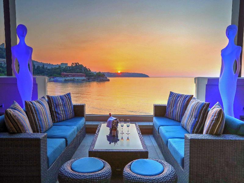 Monte Carlo Bay Hotel And Resort image