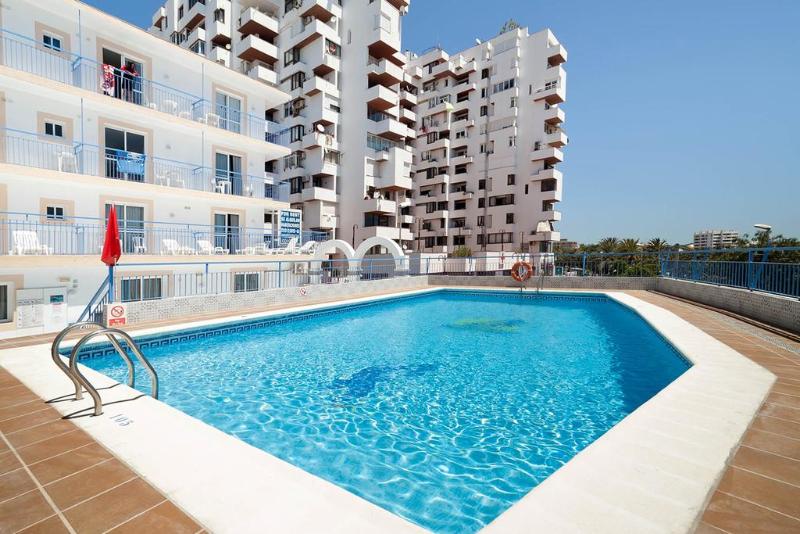 Apartamentos Del Mar