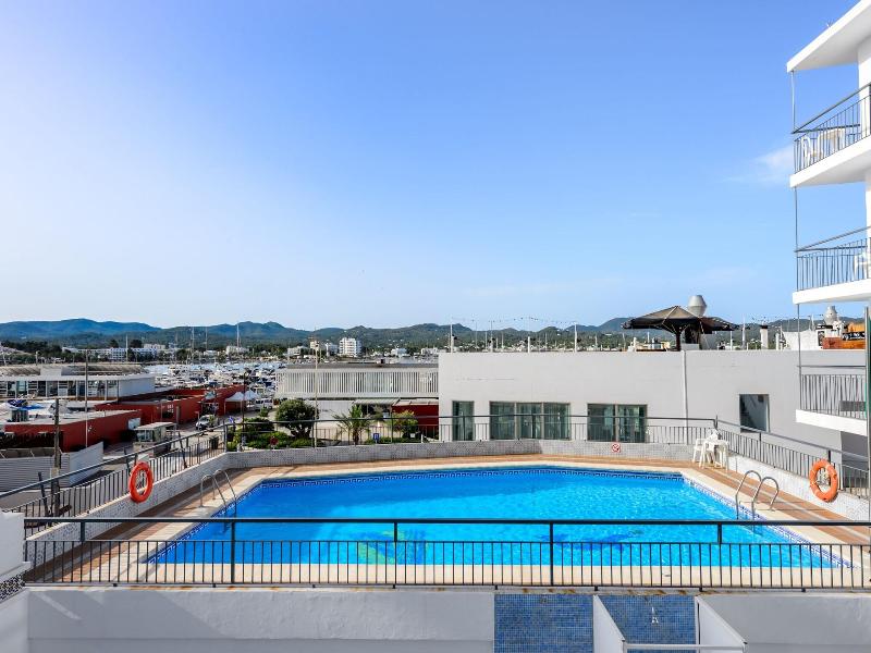Vibra Del Mar Aparthotel image