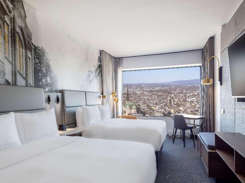 Hilton Quebec image