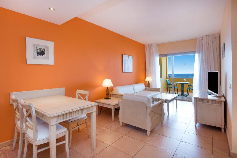 Iberostar Waves Gaviotas Park gallery photo 20
