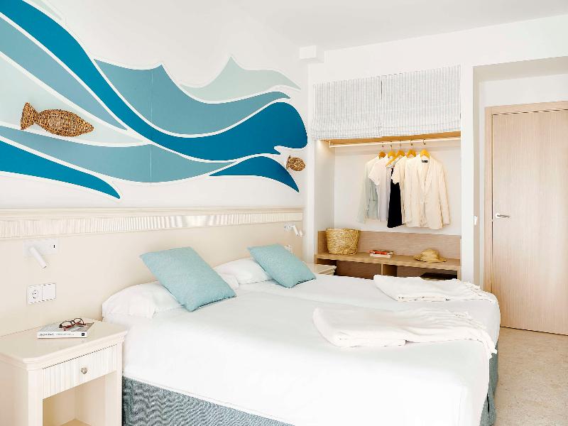 Iberostar Waves Gaviotas Park image