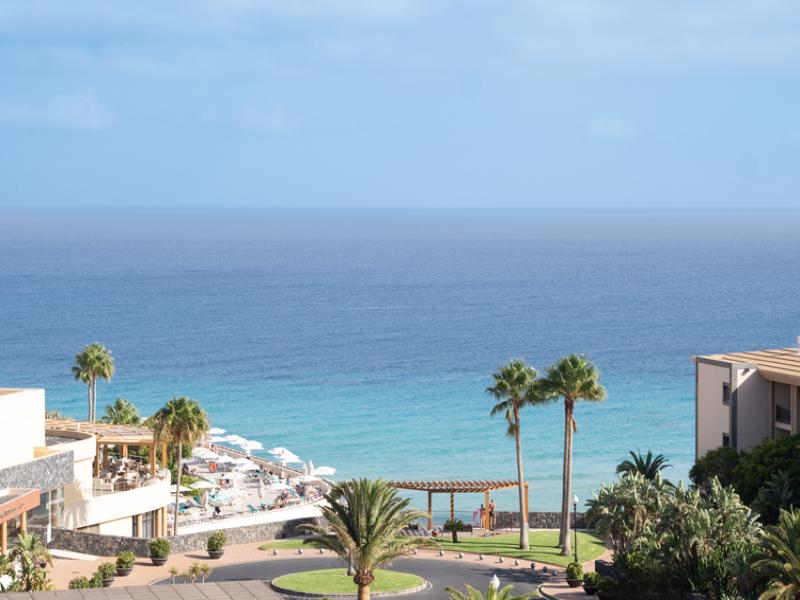 Iberostar Waves Gaviotas Park image