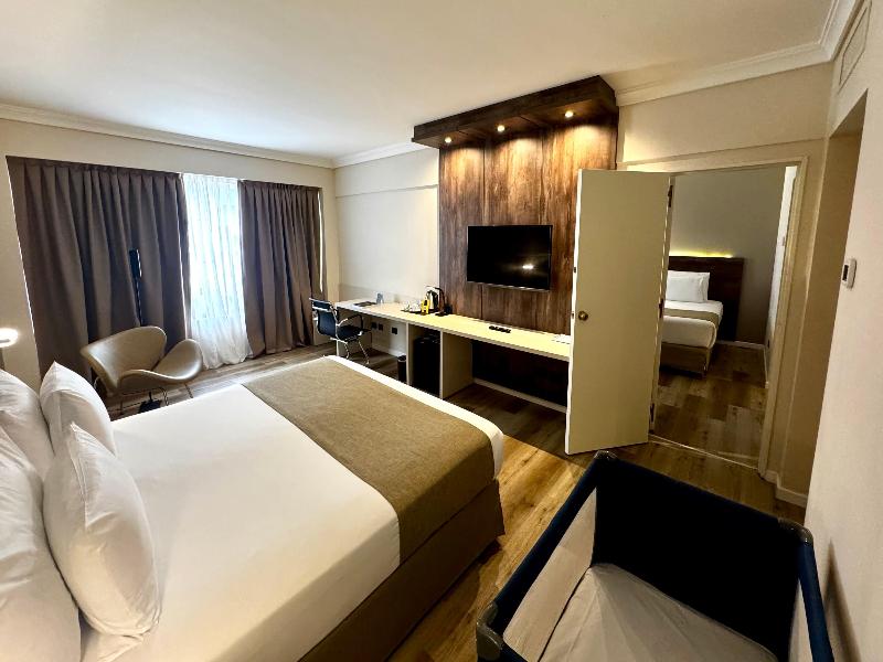 Dazzler by Wyndham Buenos Aires San Martin image