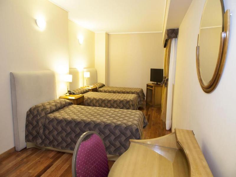 Tritone Hotel — general view