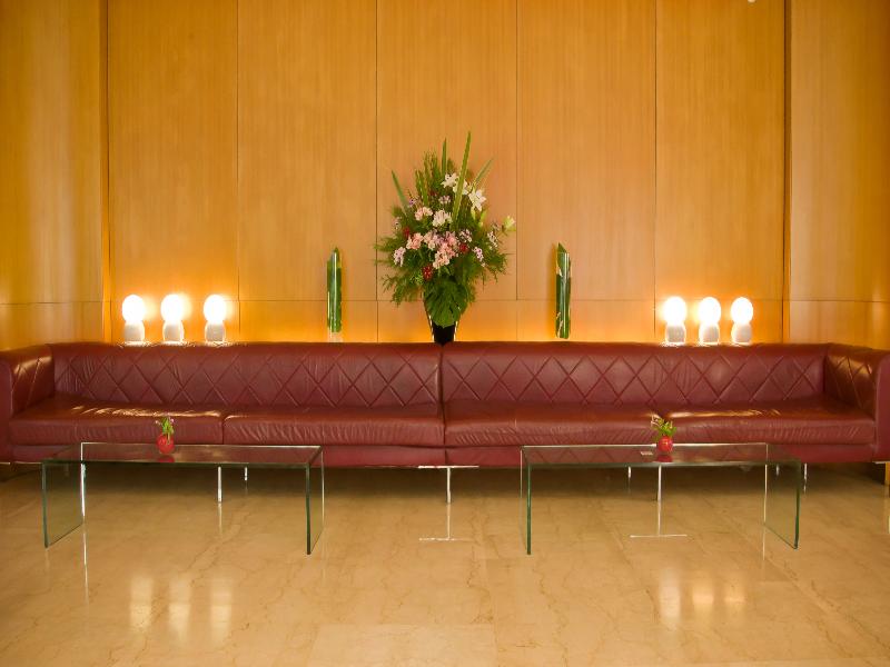 725 Continental Hotel image
